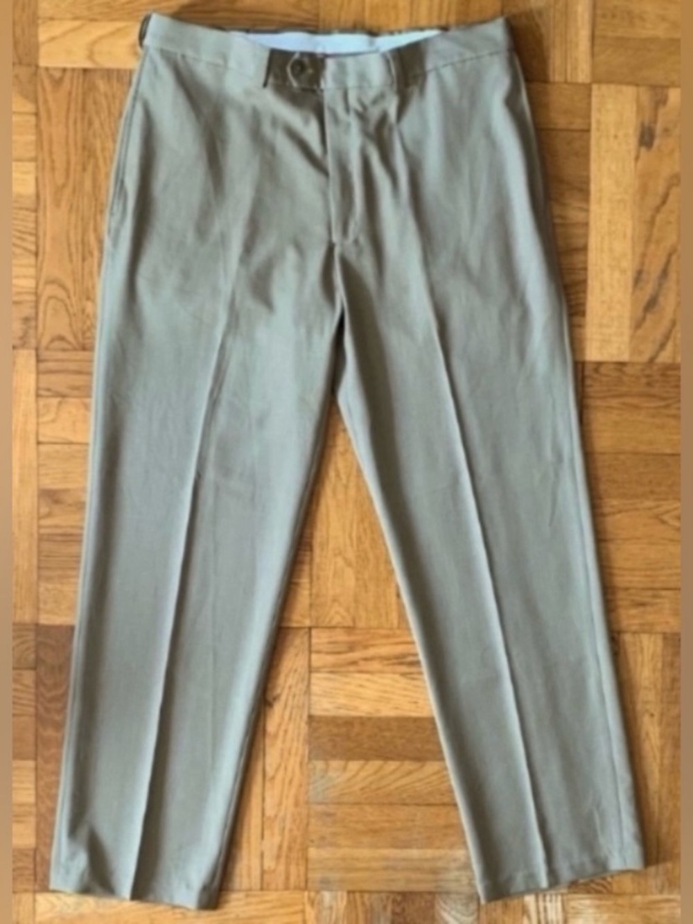 Haggar Men's Khaki Classic Fit Iron-Free Pants in Light Tan